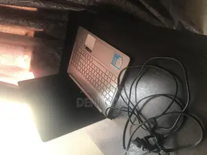 Laptop HP 14-dq1025cl 12GB Intel Core i5 HDD 128GB