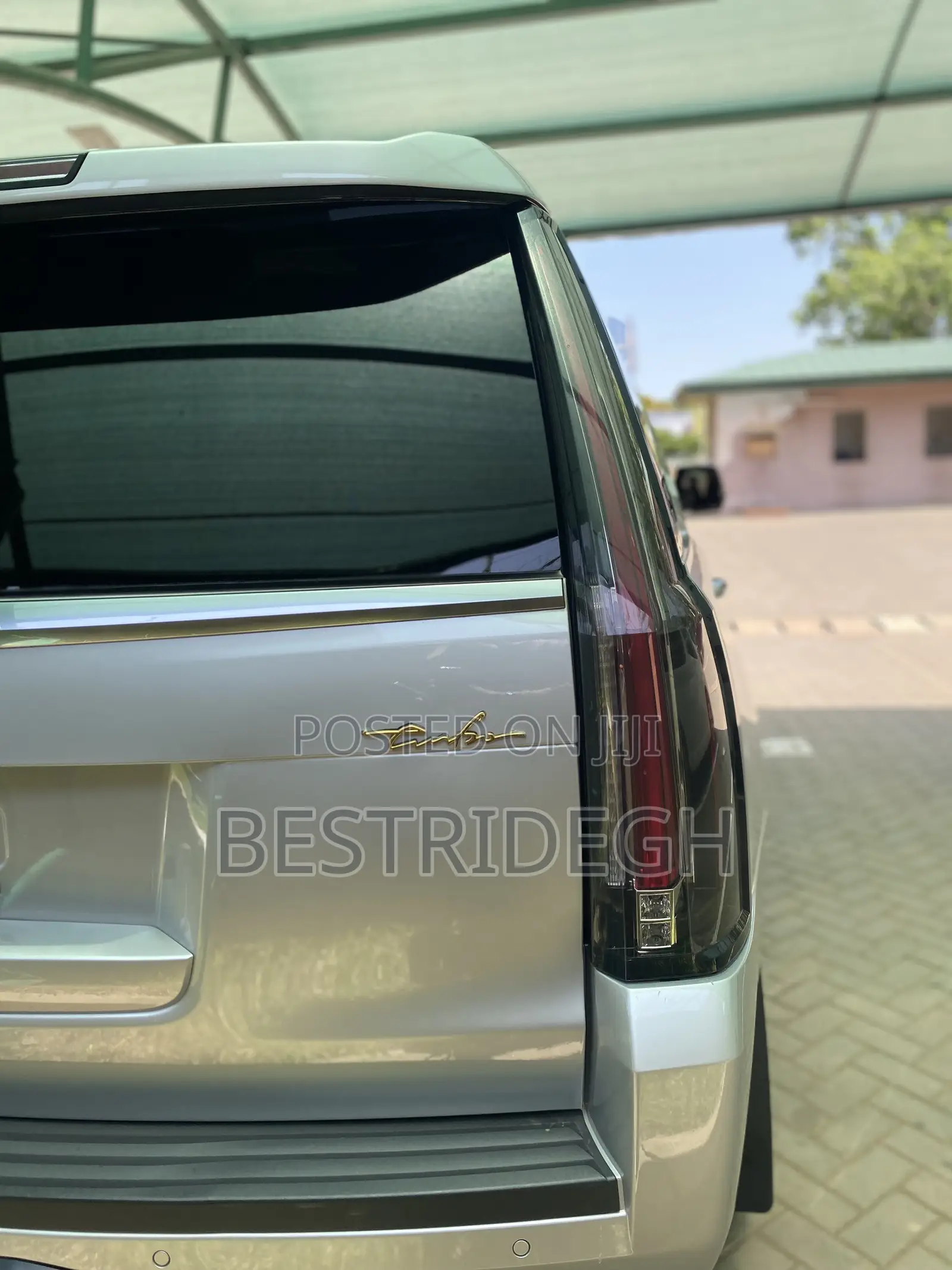 Cadillac Escalade 2018 Gray