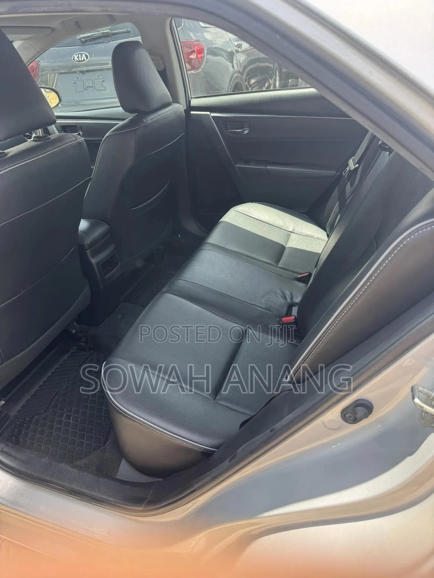 Toyota Corolla 2018 Silver