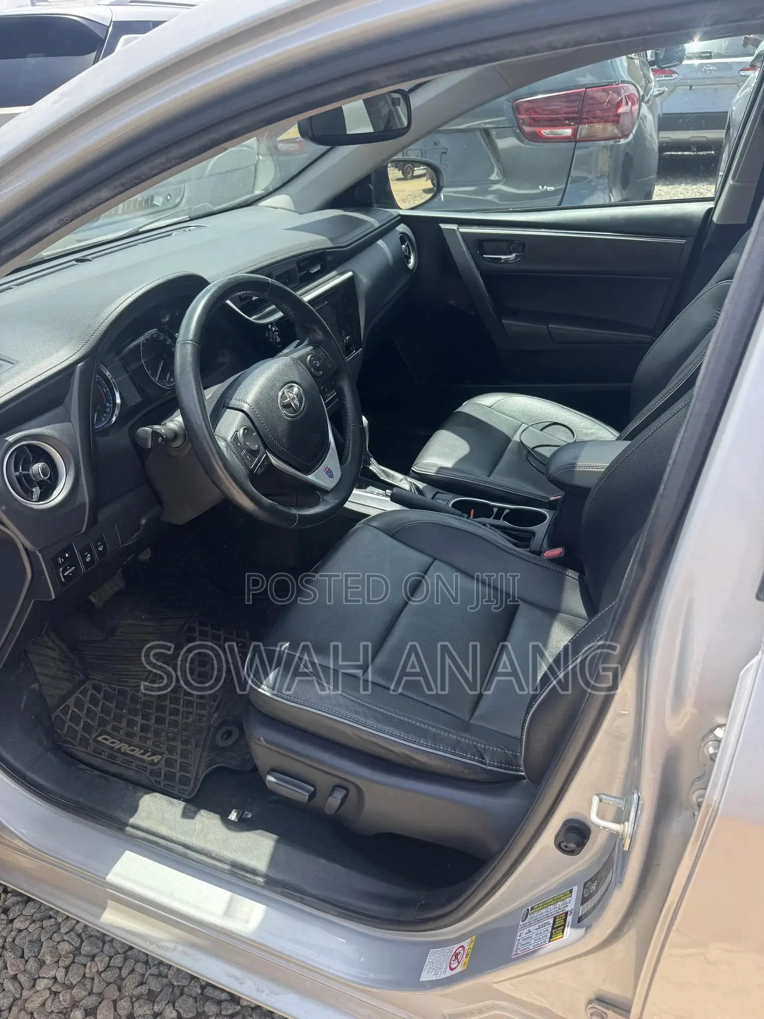 Toyota Corolla 2018 Silver