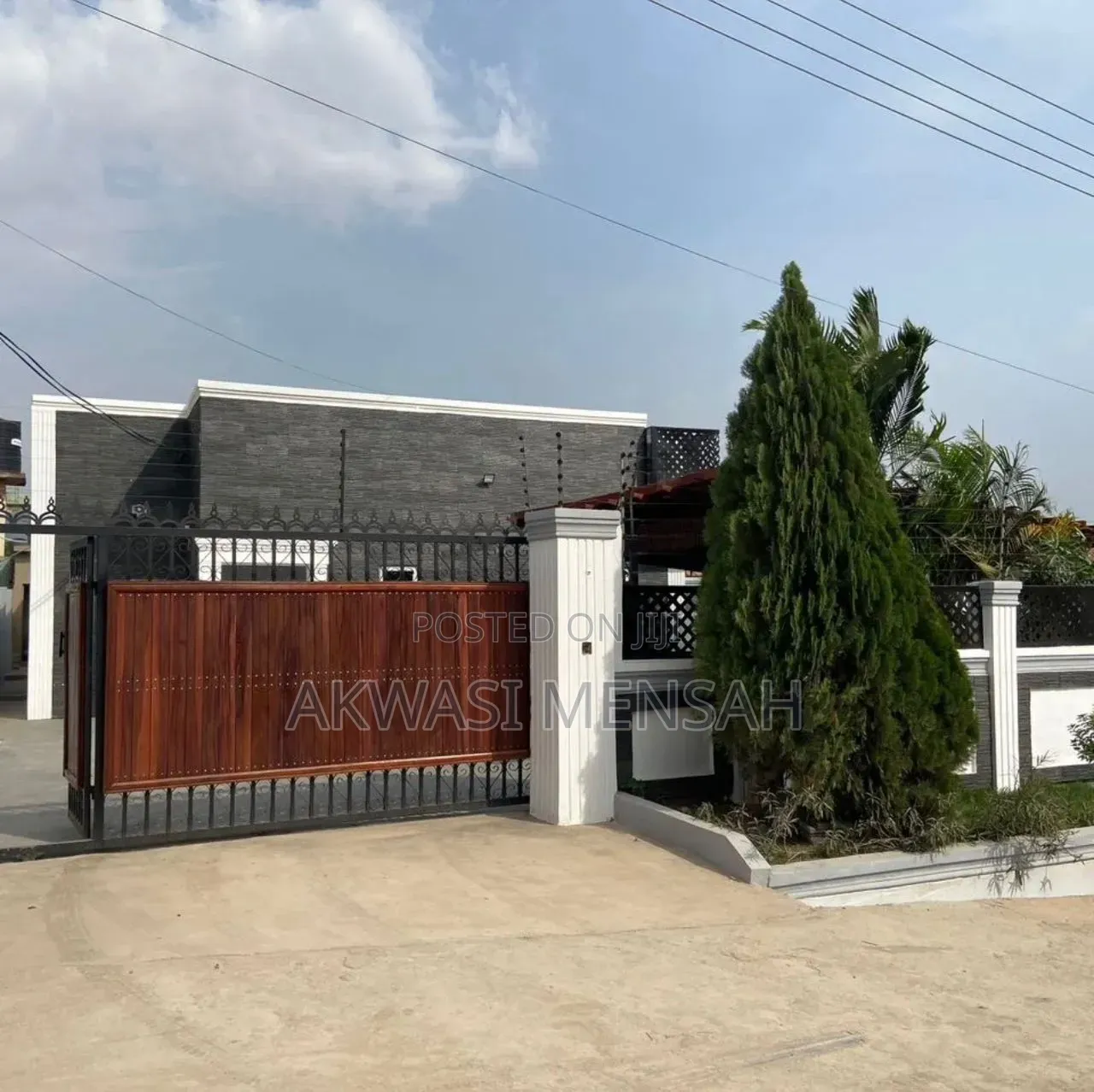 3bdrm House in Kwabenya Acp Area for sale