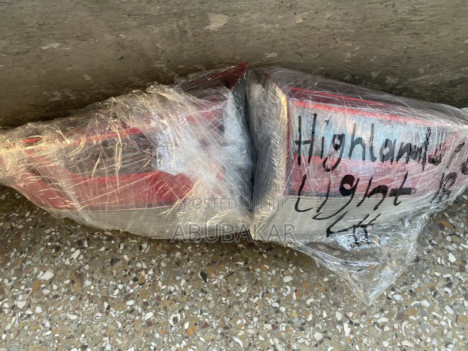 Highlander 2020 Tail Light Available
