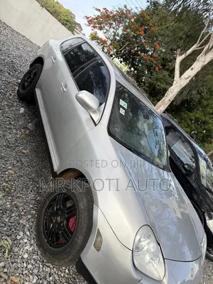 Porsche Cayenne 2011 Silver