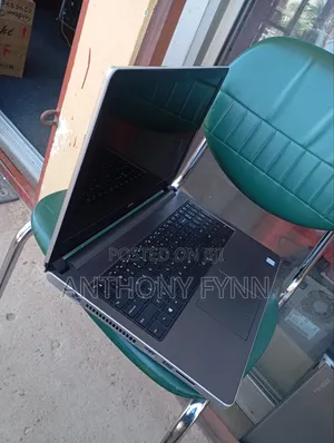 Laptop Dell Inspiron 15 5559 8GB Intel Core i7 SSD 256GB