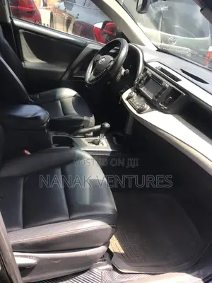 Toyota RAV4 XLE AWD (2.5L 4cyl 6A) 2017 Black