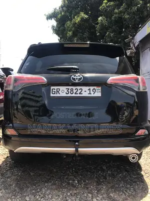 Toyota RAV4 XLE AWD (2.5L 4cyl 6A) 2017 Black