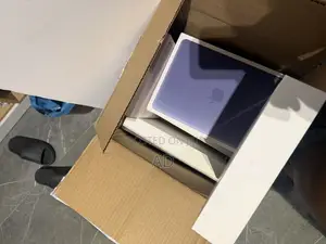 New Laptop Apple MacBook Neo 2026 8GB HDD 256GB