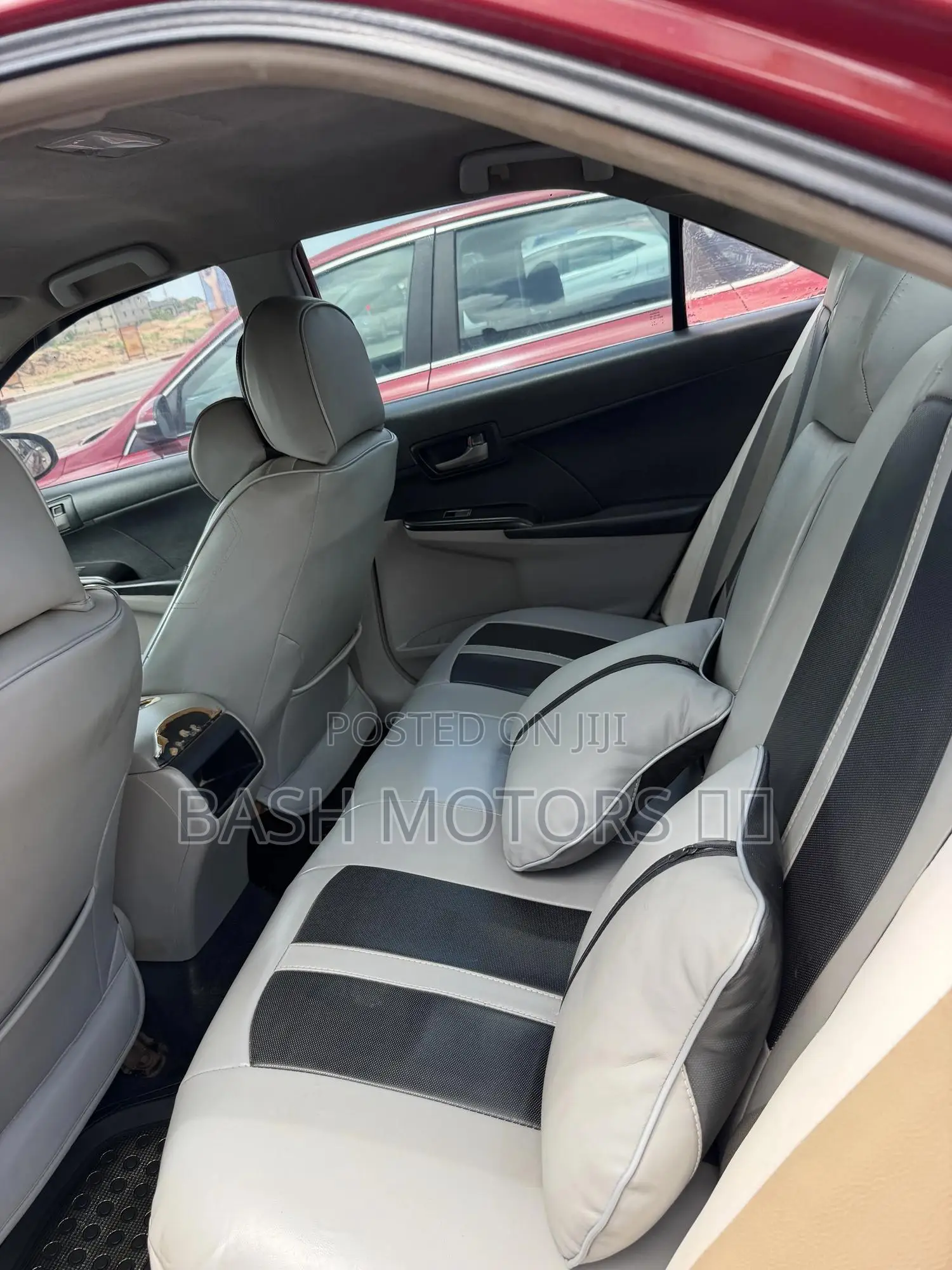 Toyota Camry LE 4dr Sedan (2.5L 4cyl 6A) 2014 Red