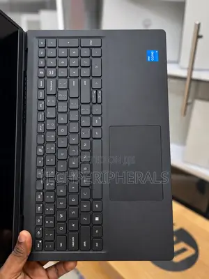 New Laptop Dell Inspiron 15 8GB Intel Core i5 SSD 512GB