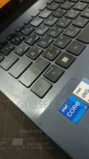 Laptop Asus VivoBook Flip 14 TP410UA 16GB Intel Core i7 SSD 500GB