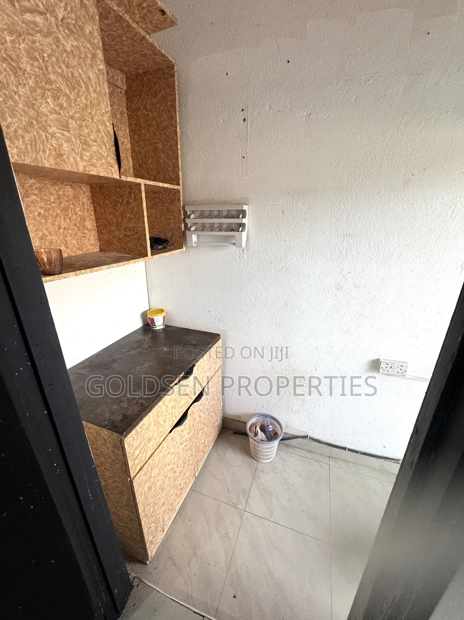 1bdrm Apartment in Mile 7 for rent