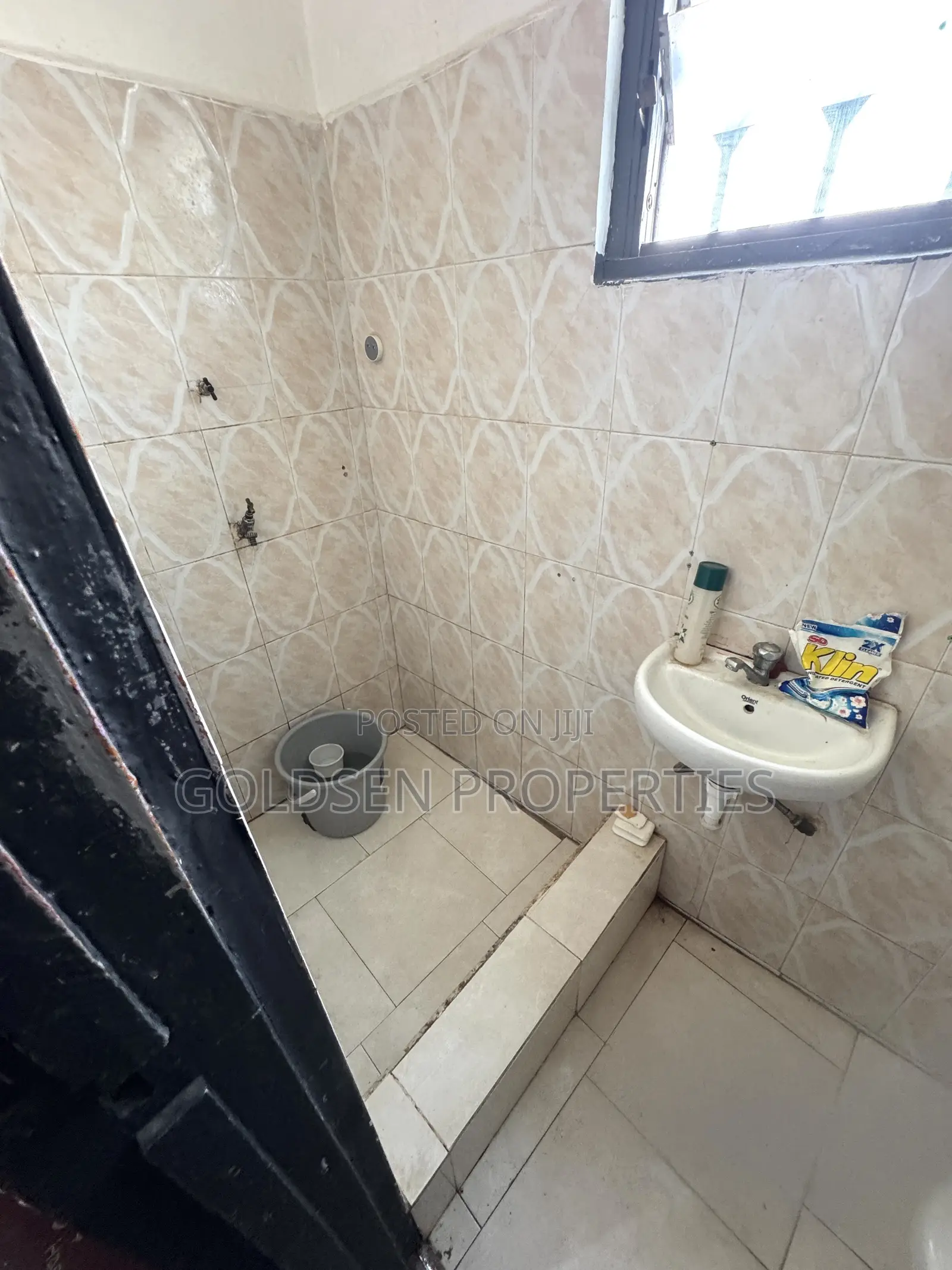 1bdrm Apartment in Mile 7 for rent