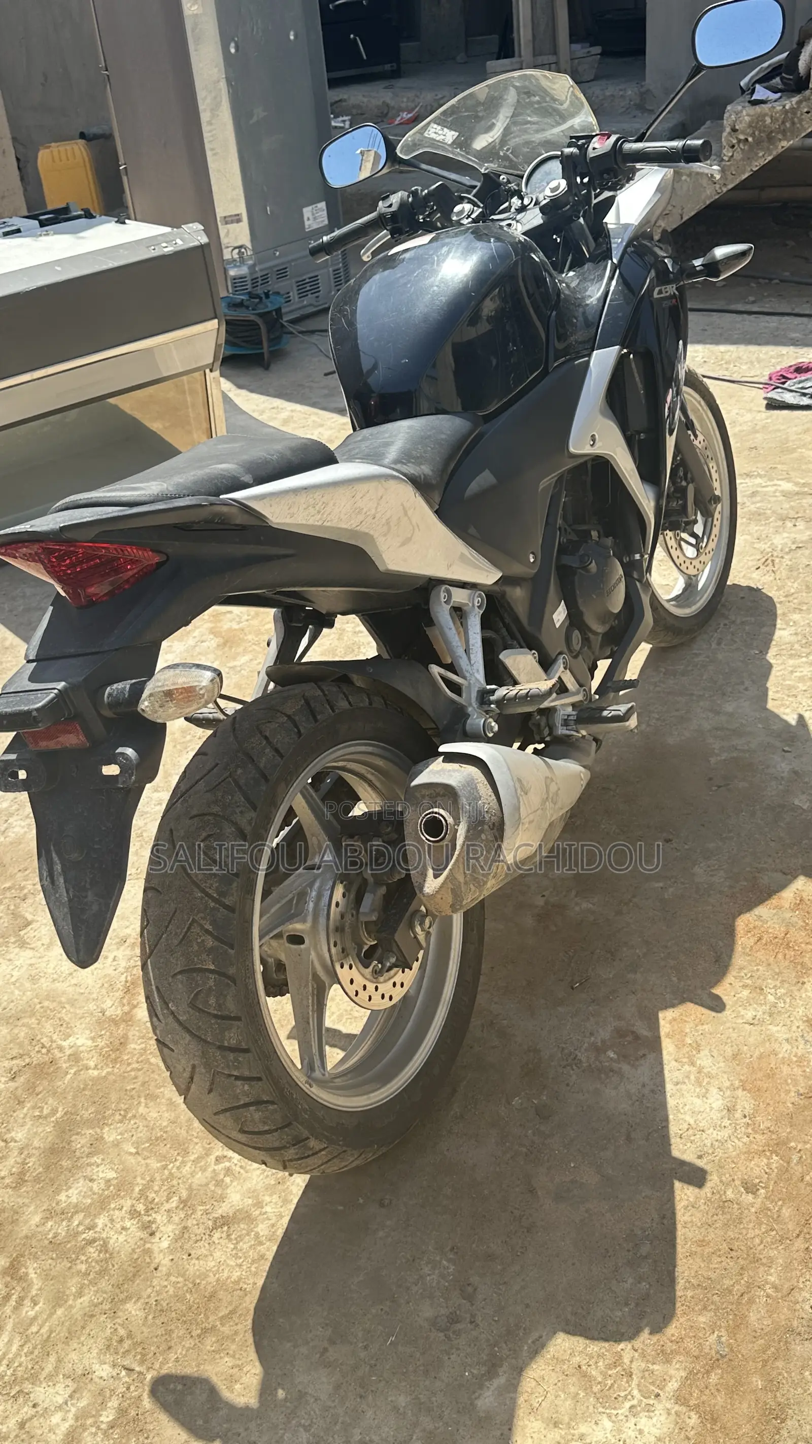 Honda CBR 2023 Blue