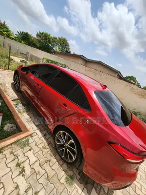 Toyota Corolla SE 2020 Red