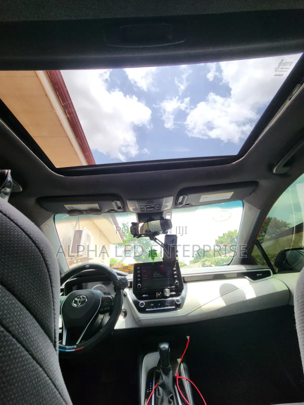 Toyota Corolla SE 2020 Red