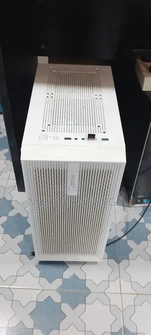 Desktop Computer Asus 32GB Intel Core i7 SSD 1T