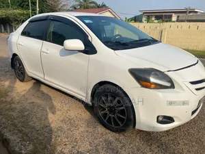 Toyota Yaris 1.5 S Automatic 2009 White