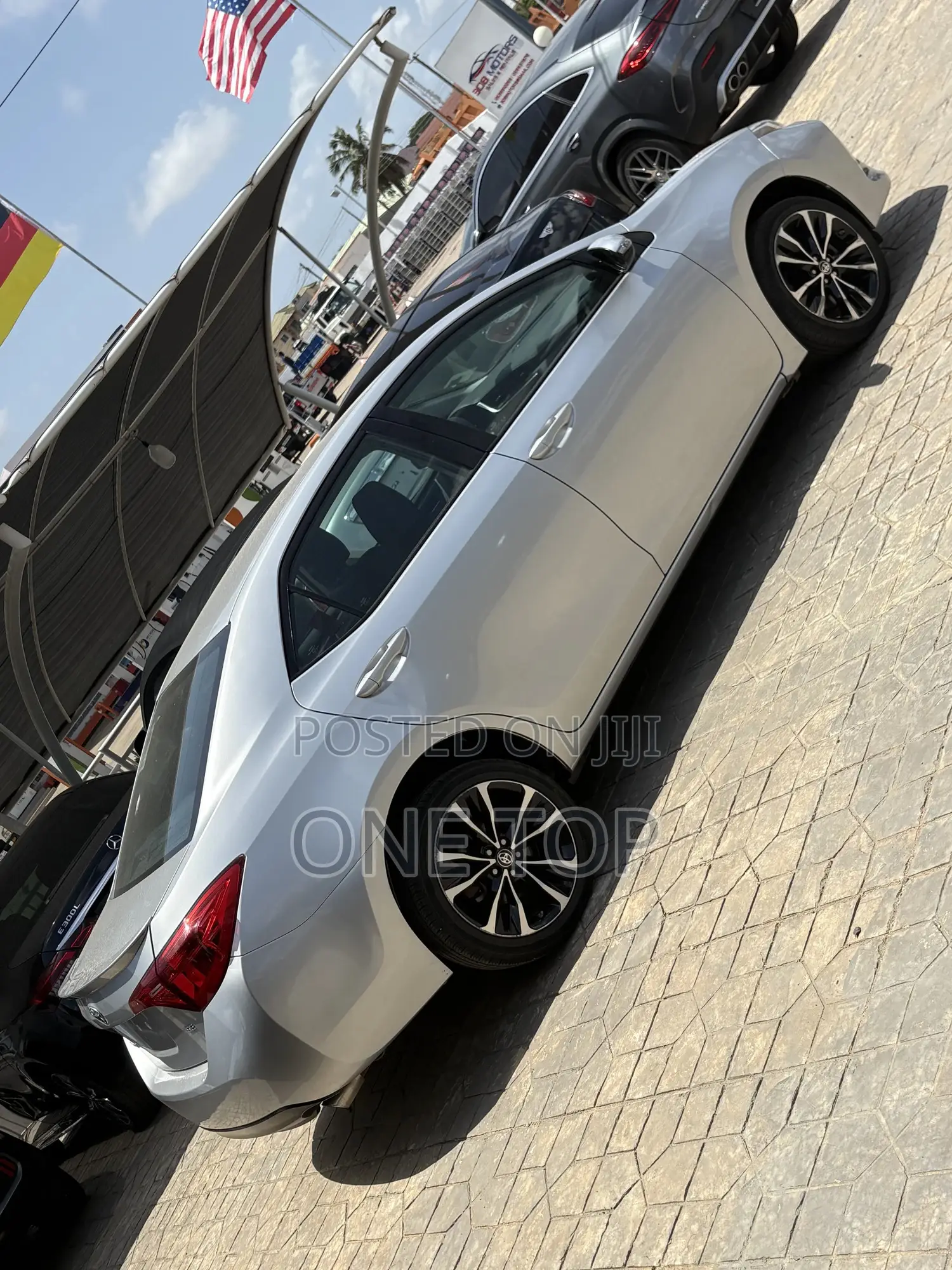 Toyota Corolla SE 4dr Sedan (1.8L 4cyl CVT) 2017 Silver