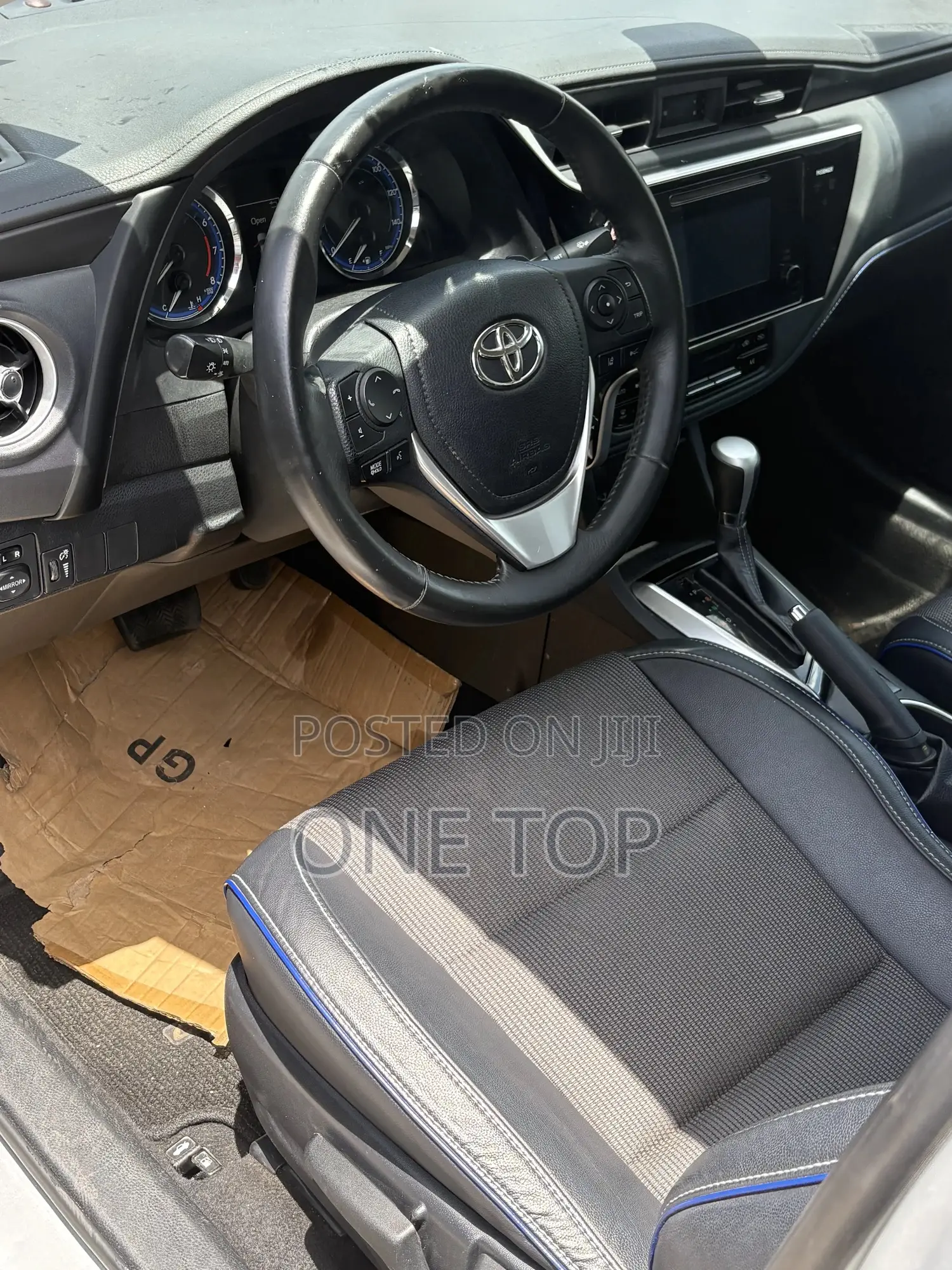 Toyota Corolla SE 4dr Sedan (1.8L 4cyl CVT) 2017 Silver