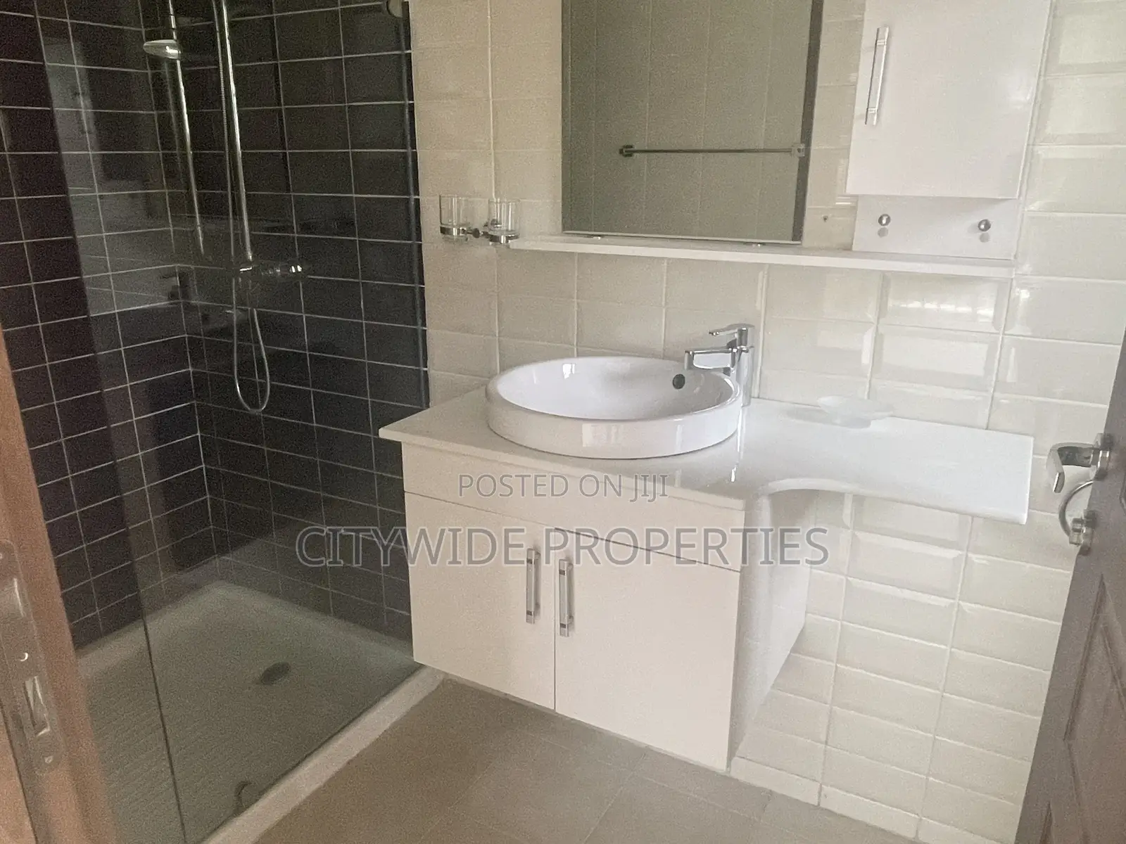 3bdrm House in Cantonments, US Embassy Area for rent