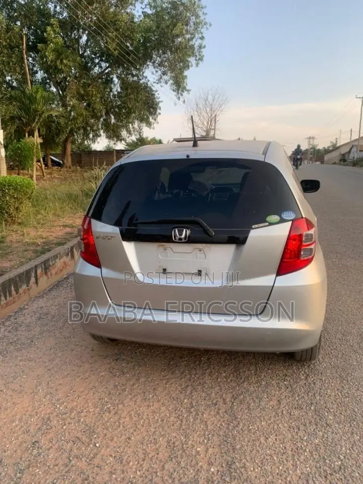 Honda Fit 2010 Silver