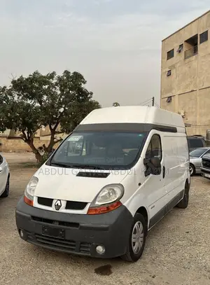 Renault Trafic 2005 White
