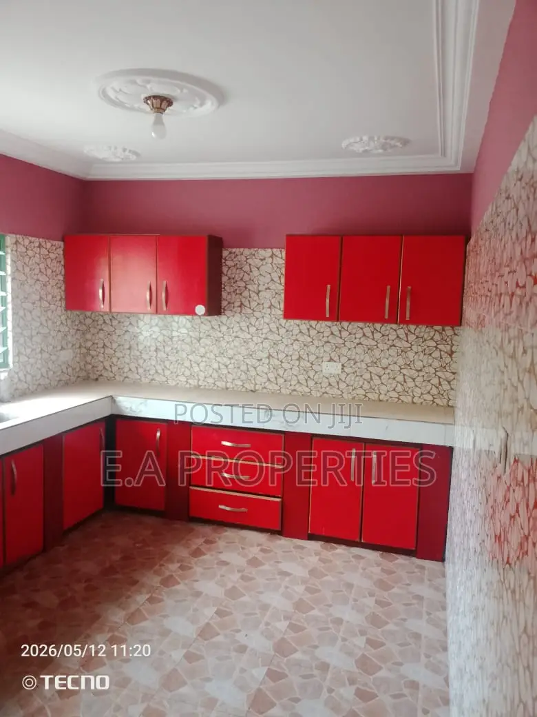 4bdrm House in Ea Properties, Frafraha for rent