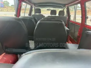Toyota HiAce 2010 Red