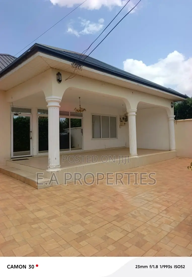 3bdrm House in Ea Properties, Frafraha for rent