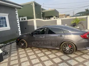 Honda Civic Touring Sedan 2018 Silver