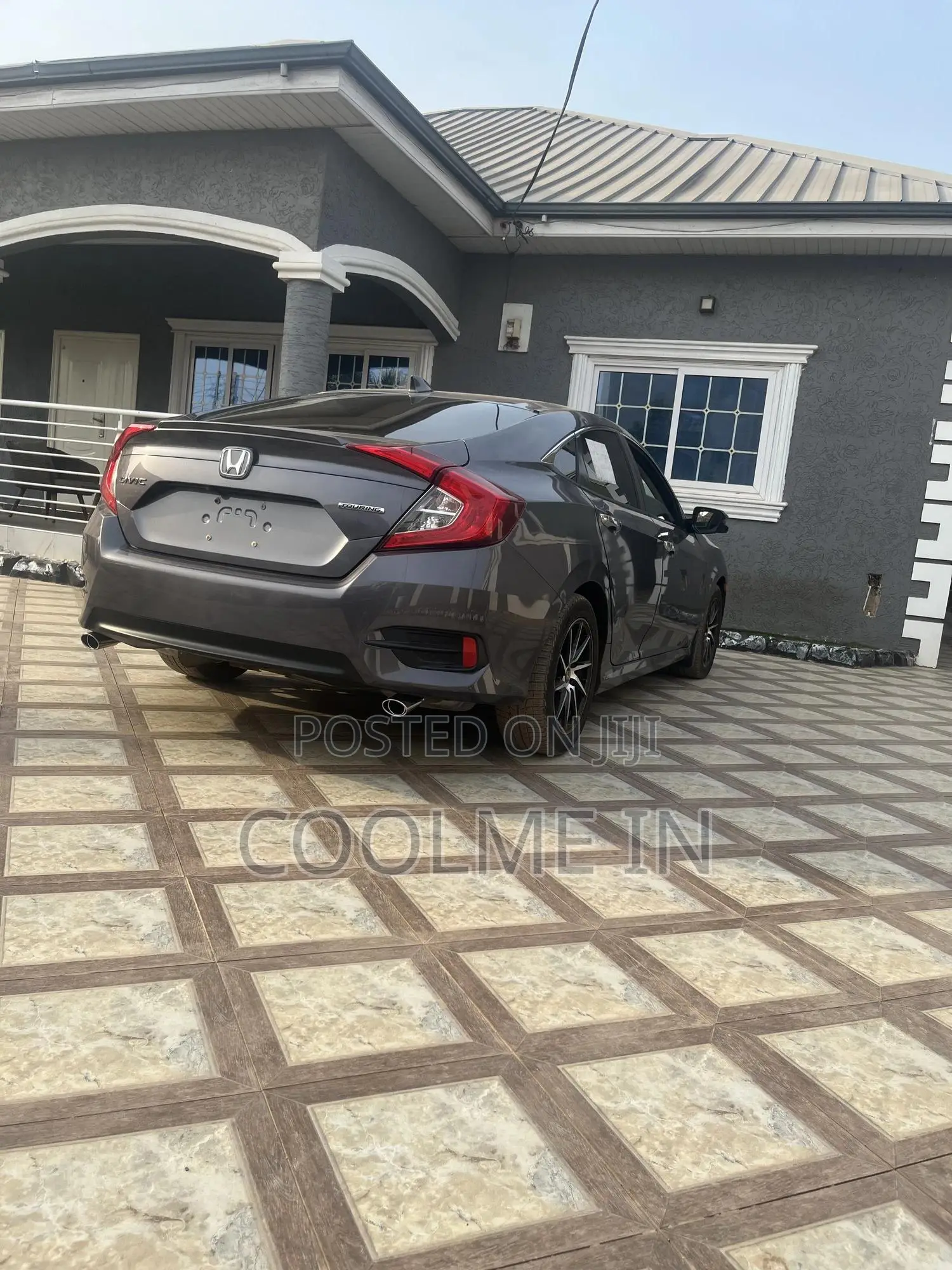 Honda Civic Touring Sedan 2018 Silver