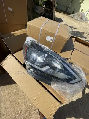 Sentra 2018 Headlight