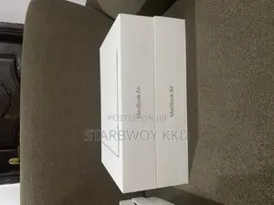 New Laptop Apple MacBook Air 2025 M4 13-inch 16GB Apple M4 SSD 256GB
