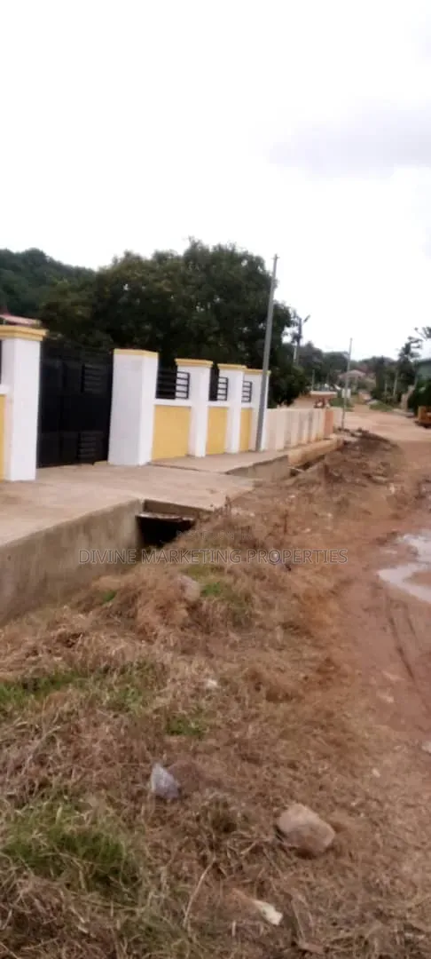 4bdrm House in Deeper Life Area, Last Stop for sale