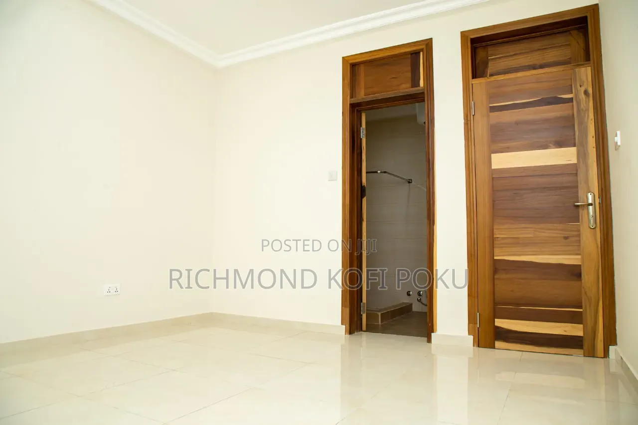 2bdrm Apartment in Junction Mall Area for rent