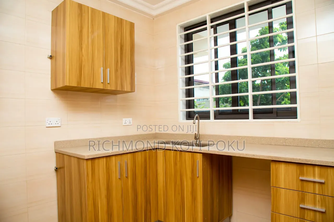 2bdrm Apartment in Junction Mall Area for rent