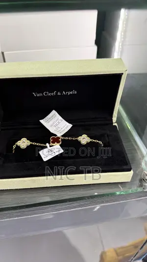 Van Cleef Arpels Bracelets