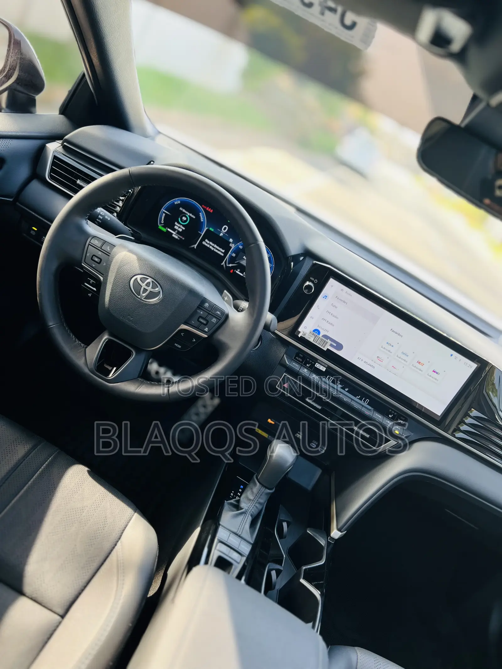 Toyota Camry 2025 White