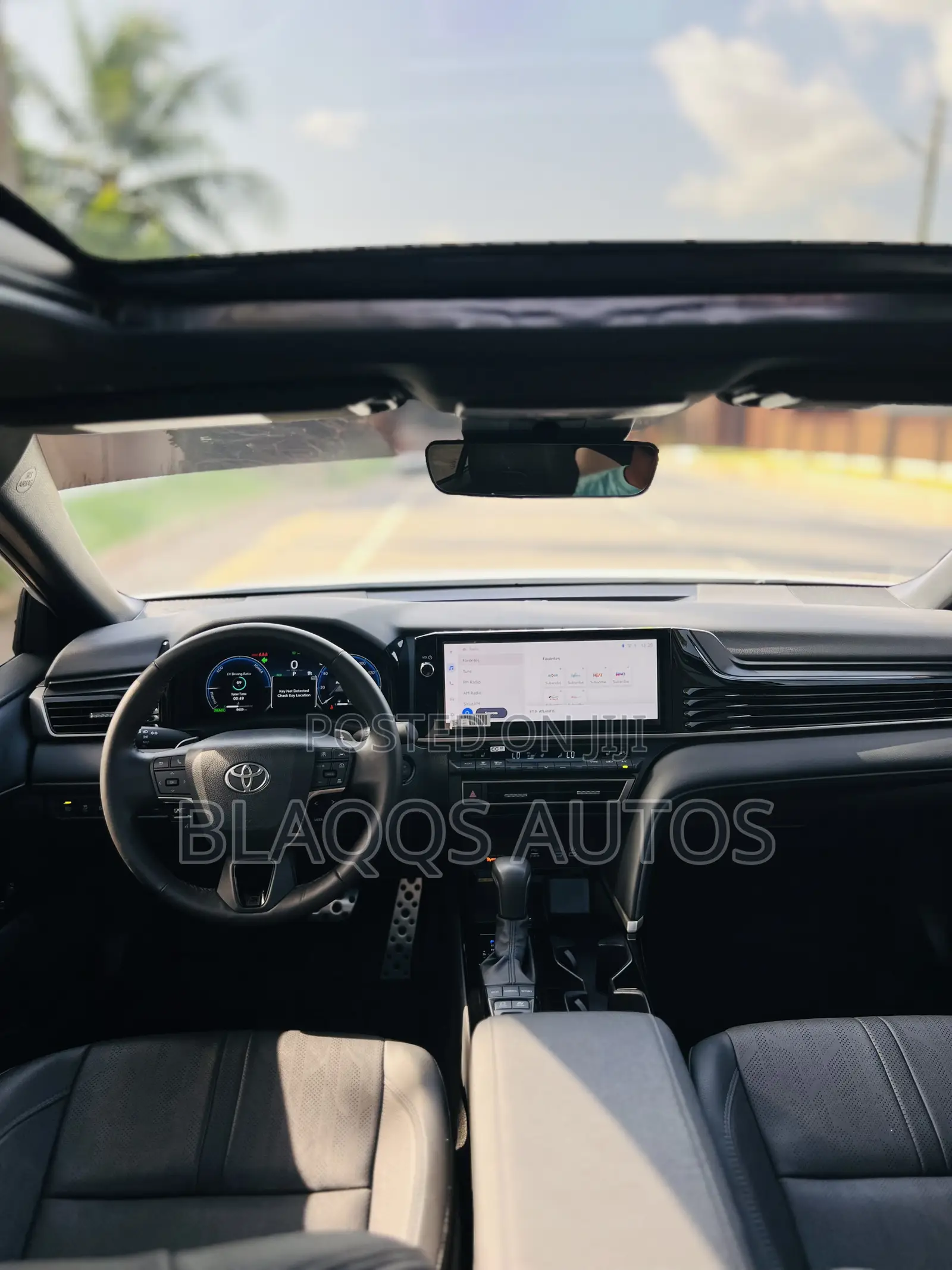 Toyota Camry 2025 White