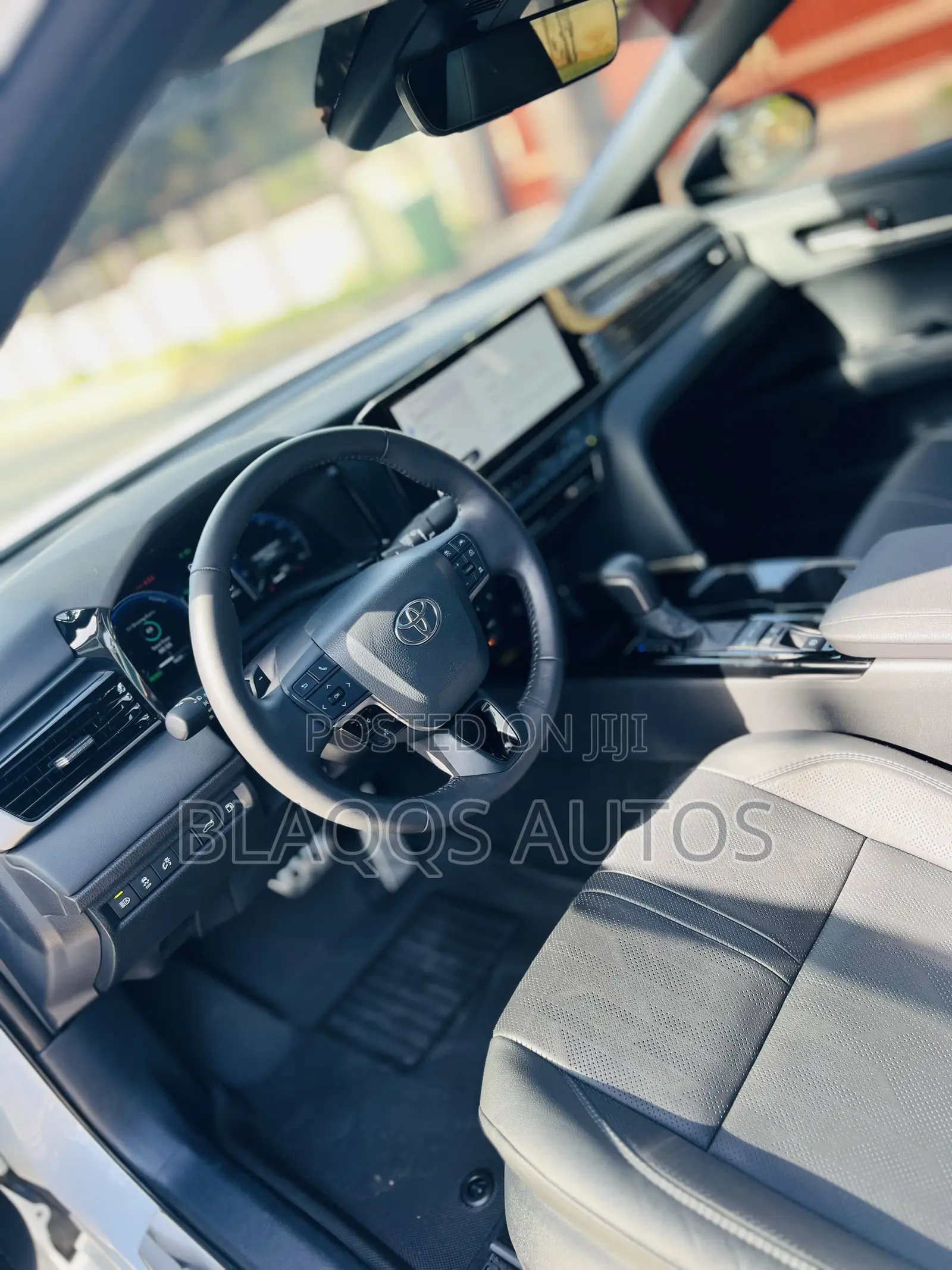 Toyota Camry 2025 White