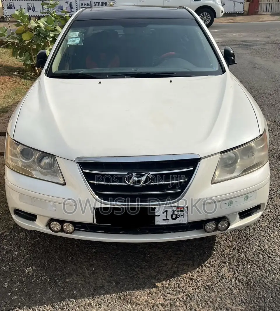 Hyundai Sonata 2009 White