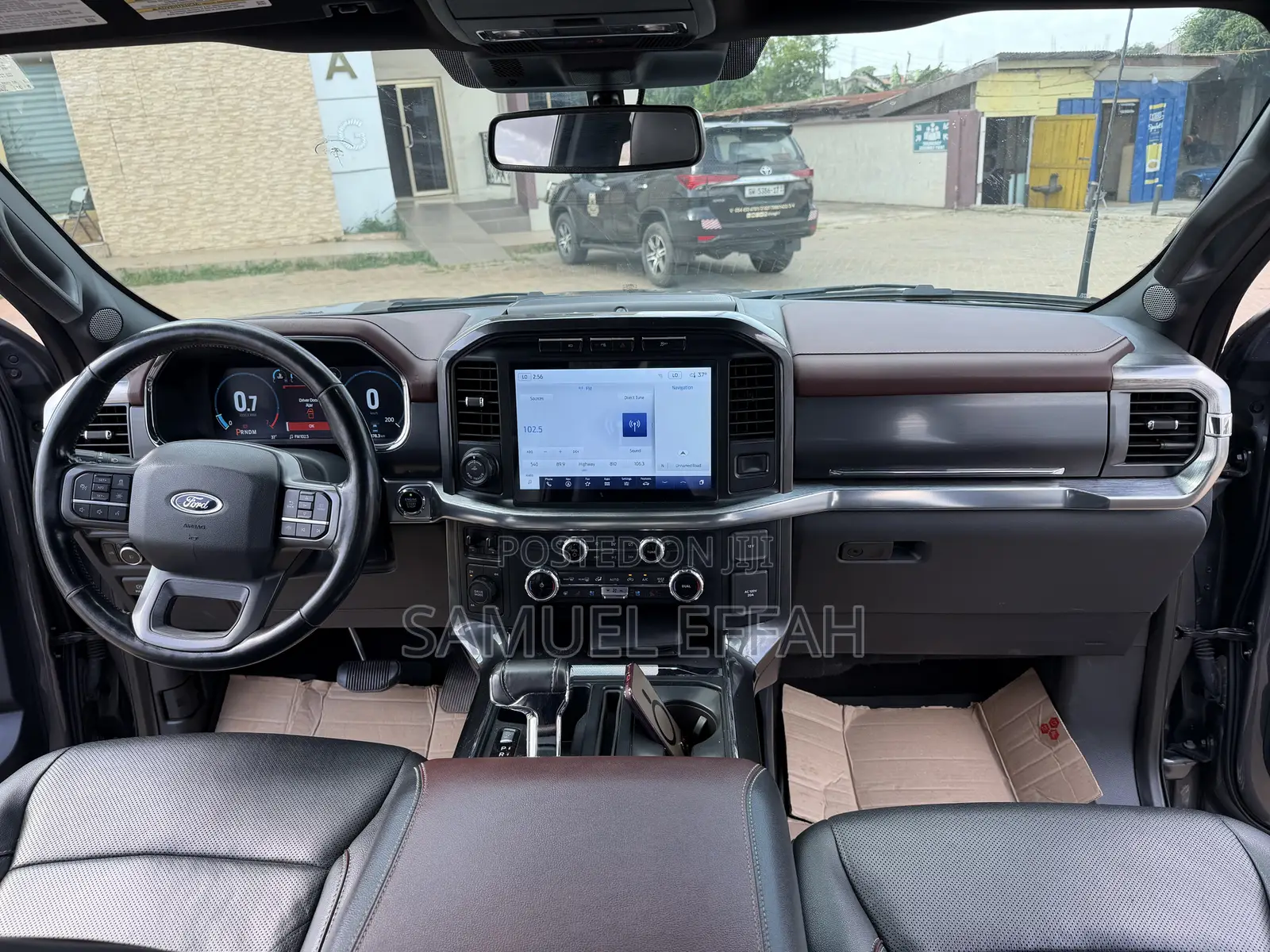 Ford F-150 LARIAT 2022 Gray