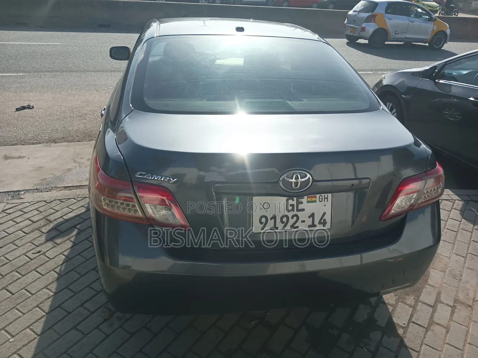 Toyota Camry SE 4dr Sedan (2.5L 4cyl 6A) 2011 Gray