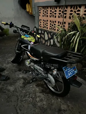 Royal Motorcycle 2022 Black