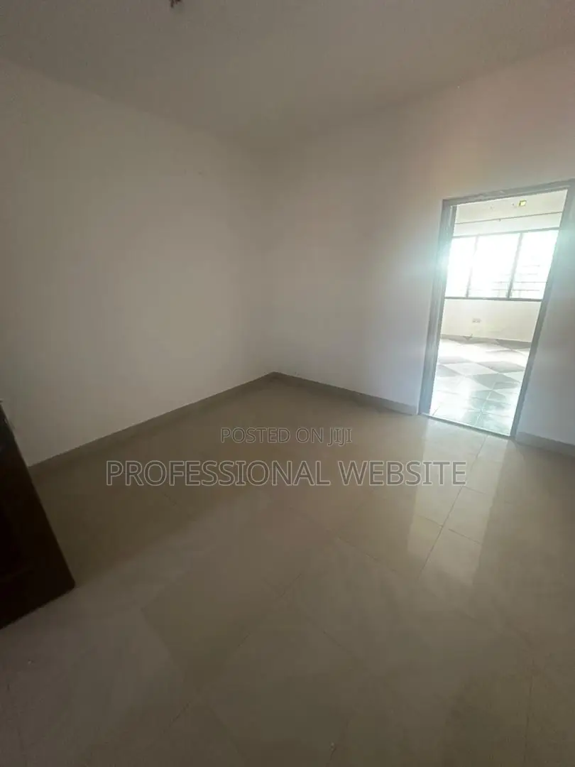 1bdrm Apartment in School Junction for rent