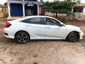 Honda Civic Sport Coupe 2020 White