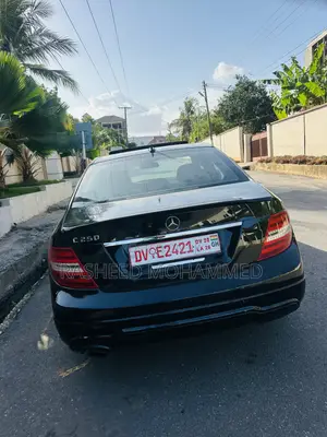 Mercedes-Benz C250 2014 Black