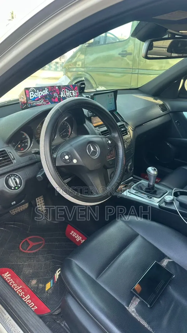 Mercedes-Benz C250 2012 White