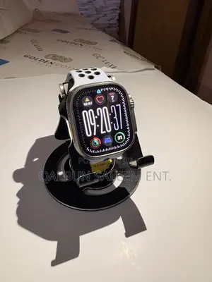 Neatly Used Apple  Watch Ultra 2 49mm Titanium