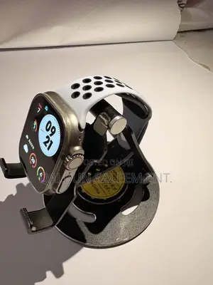 Neatly Used Apple  Watch Ultra 2 49mm Titanium